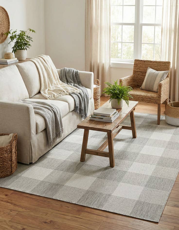 Detail image of 6' x 9'  Washable Checkered Indoor / Outdoor Rug