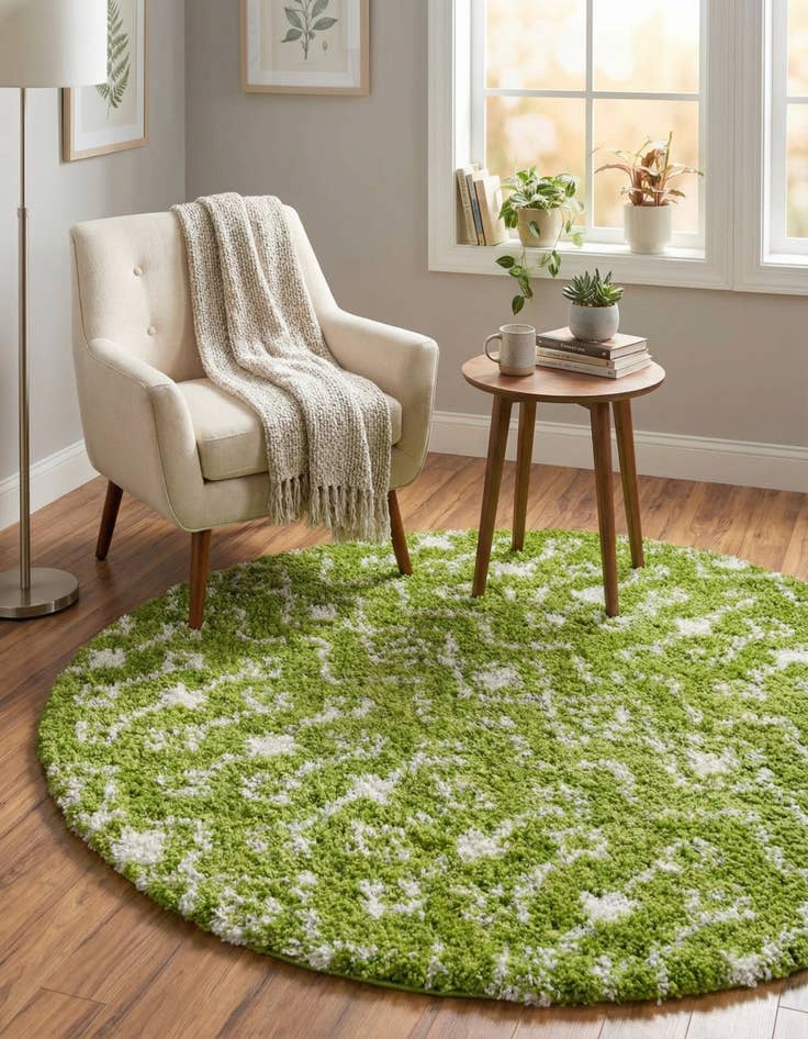 Detail image of  3' x 3' Moroccan Trellis Shag Round Rug