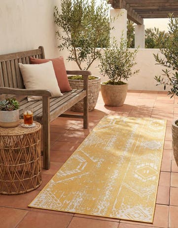 2' 7 x 12' Easy-Clean Bohemian Indoor / Outdoor Runner Rug