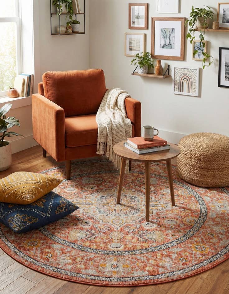 Detail image of 7' x 7' Lola Round Rug