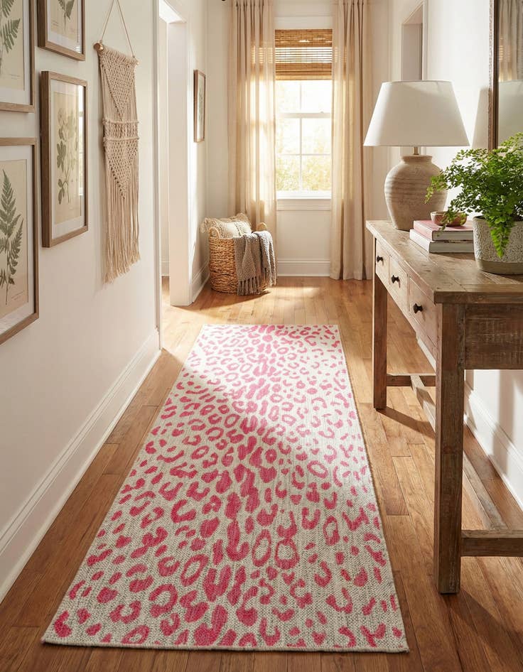 Detail image of 2' x 6' Easy-Clean Safari Indoor / Outdoor Runner Rug