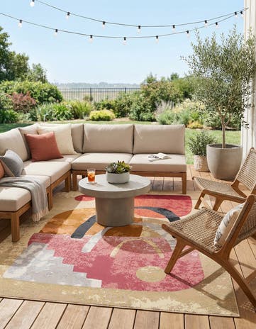 7' 10 x 10' Easy-Clean Modern Indoor / Outdoor Rug