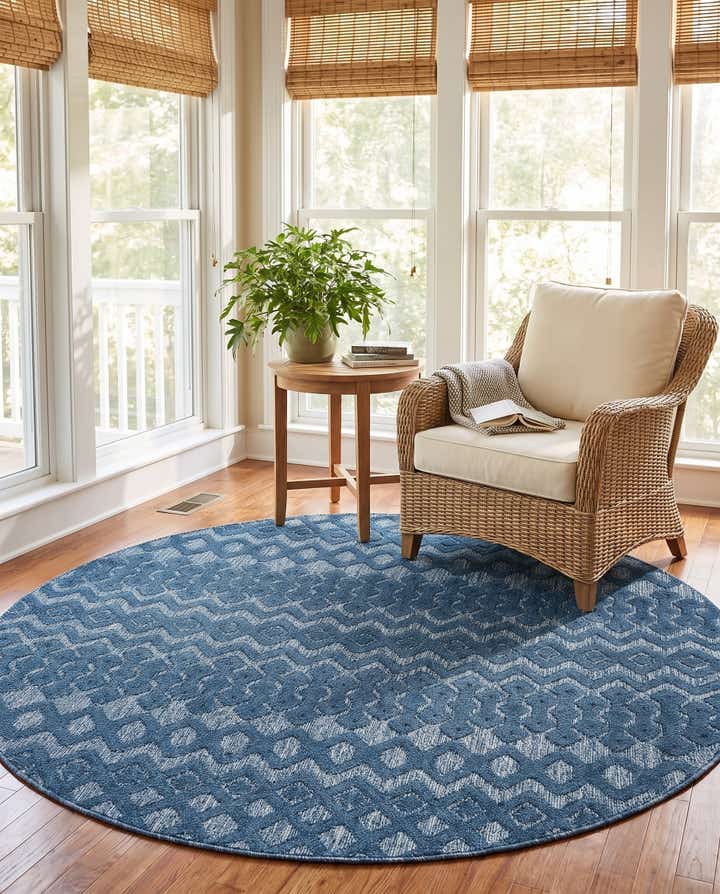 7' x 7' Easy-Clean Trellis Textured Indoor / Outdoor Round Rug