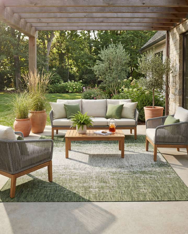 9' x 12' Easy-Clean Modern Indoor / Outdoor Rug