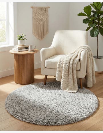 3' 3 x 3' 3 Marilyn Monroe™ Shag Round Rug