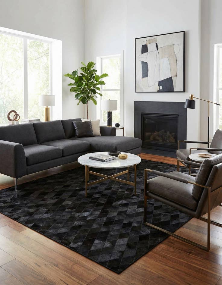 Detail image of 6' 7 x 9' 9 Cowhide Stocks Rug