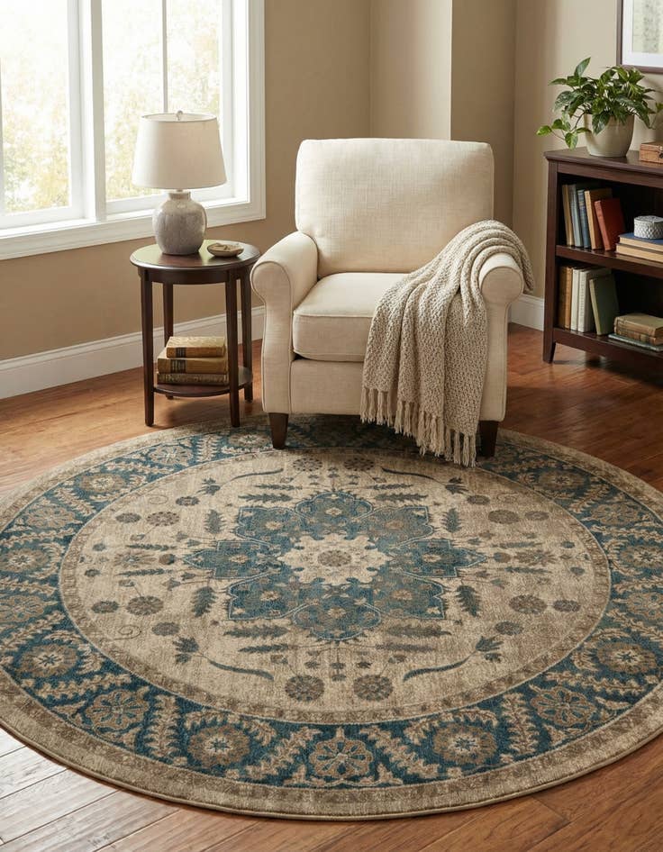 Detail image of 8' x 8' Vienna Round Rug