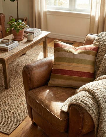 2' 5 x 2' 5 Hand Woven Pillow Wool Square Rug