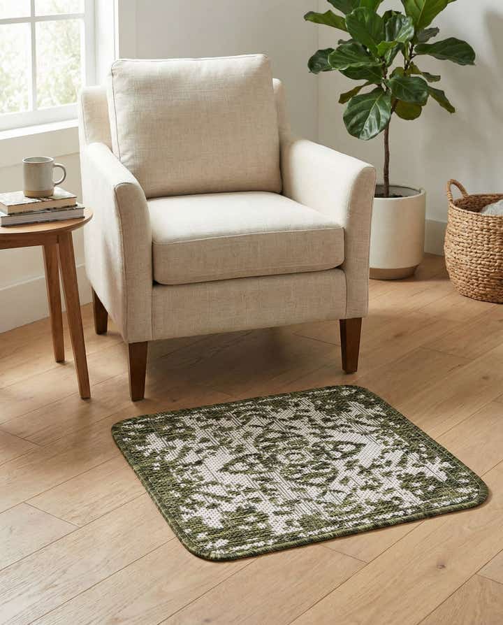 1' 4 x 1' 4 Easy-Clean Jill Zarin Dubai Indoor / Outdoor Sample Rug