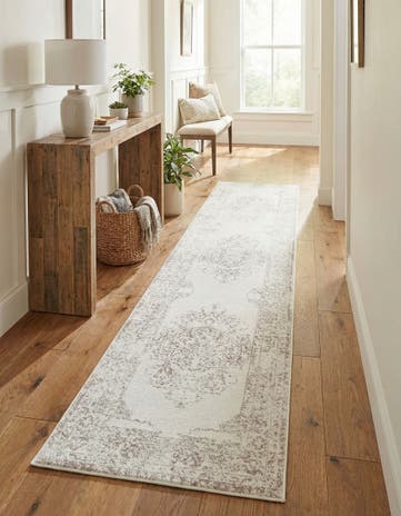 2' 7 x 12' Oxford Runner Rug