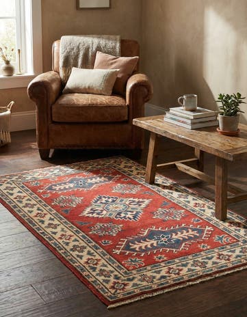 2' 7 x 4' Hand Knotted Kazak Rug