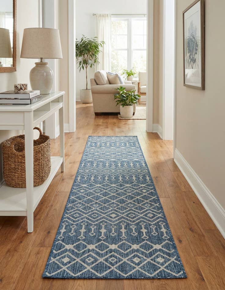 Detail image of 2' 7 x 12'  Washable Trellis Indoor / Outdoor Runner Rug