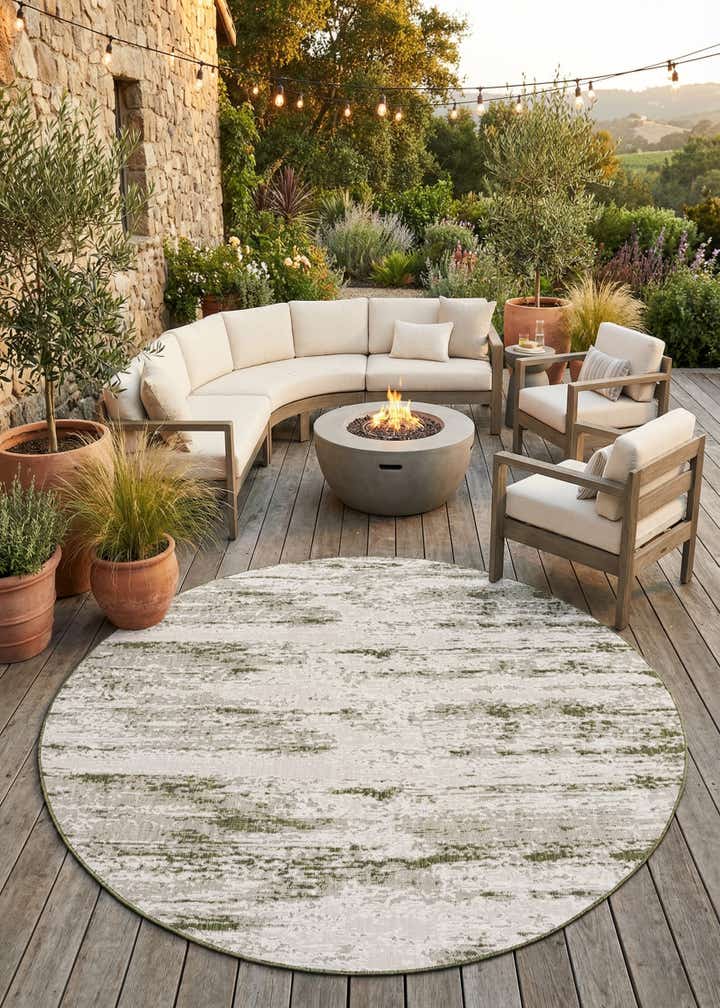 10' x 10' Easy-Clean Modern Indoor / Outdoor Round Rug