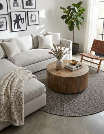 7' 10 x 7' 10 Hand Woven Geo Trellis Flatweave Round Rug
