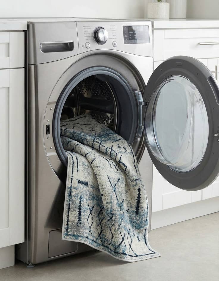 Detail image of 2' 7 x 12' Kamala Washable Runner Rug