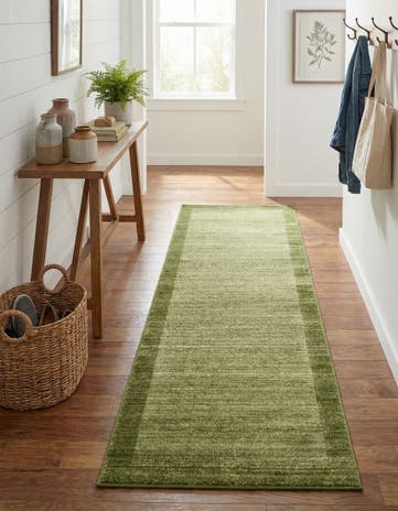 2' 7 x 10' Angelica Runner Rug