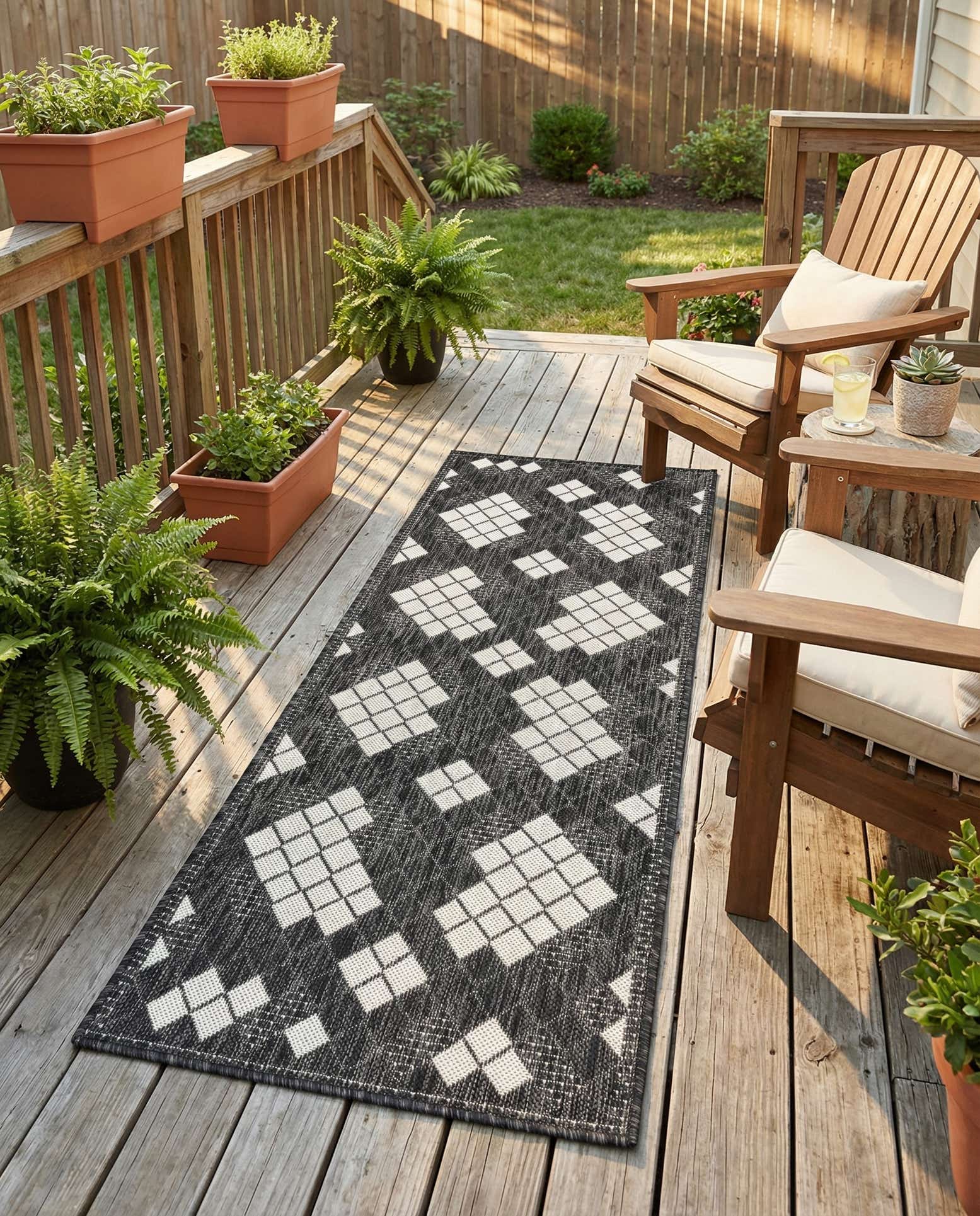 2' x 5' 3 Easy-Clean Modern Indoor / Outdoor Runner Rug