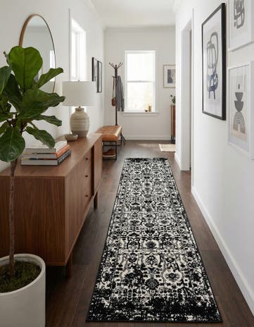 Black and White Oregon Runner Rug