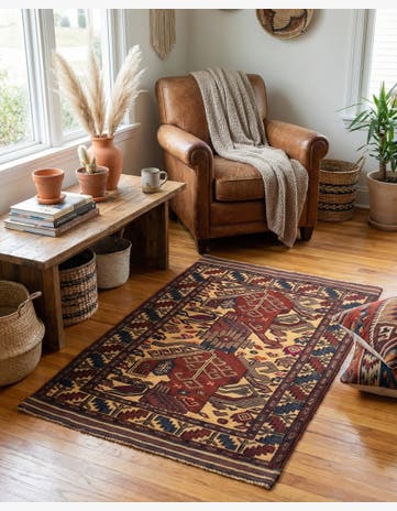 3' 1 x 4' 9 Hand Knotted Sumak Wool Rug