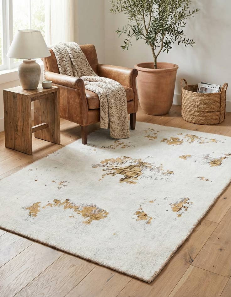 Detail image of 3' 3 x 4' 10  Hand Knotted Ultra Vintage Persian Wool Rug