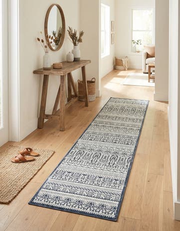 Jill Zarin 2' 7 x 14' Uptown Cloisters Runner Rug
