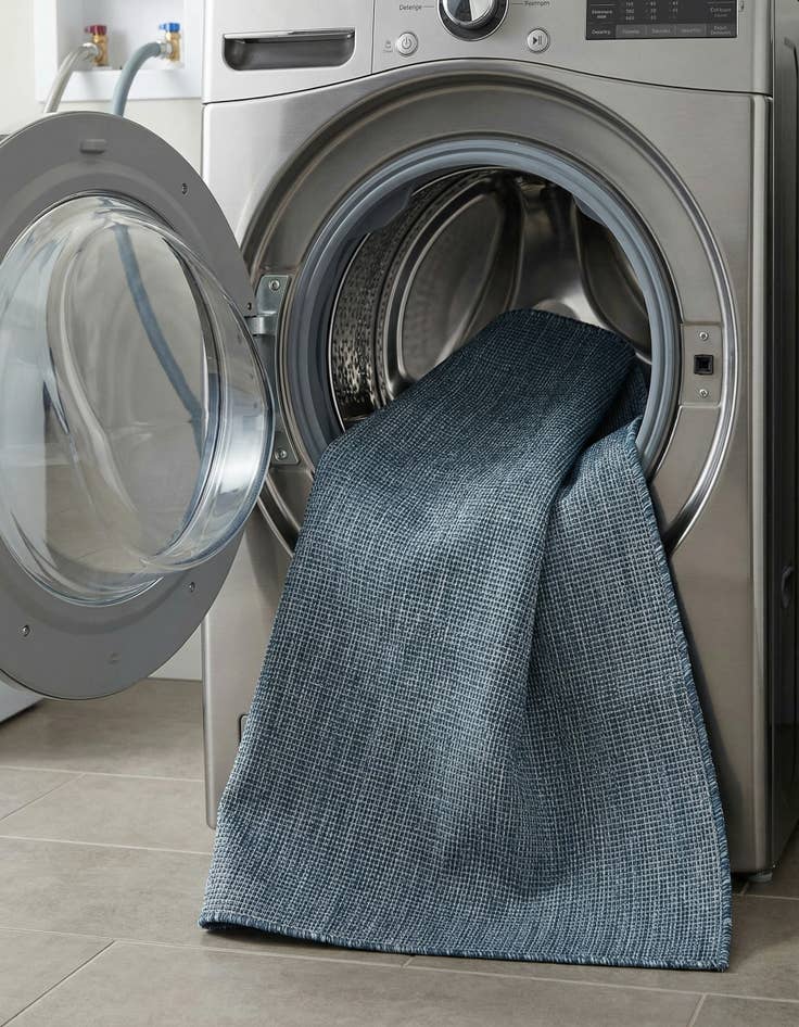 Detail image of 5' 3 x 7'  Washable Solid Indoor / Outdoor Rug