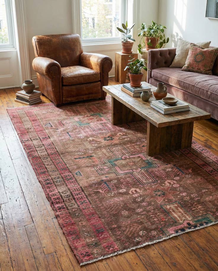 Detail image of 4' x 7' 1 Hand Knotted Ultra Vintage Persian Wool Rug