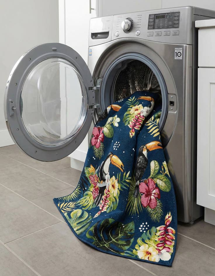 Detail image of 7' 10 x 10'  Washable Botanical Indoor / Outdoor Rug