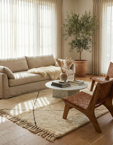 7' 1 x 9' 6 Hand Knotted Moroccan Wool Rug