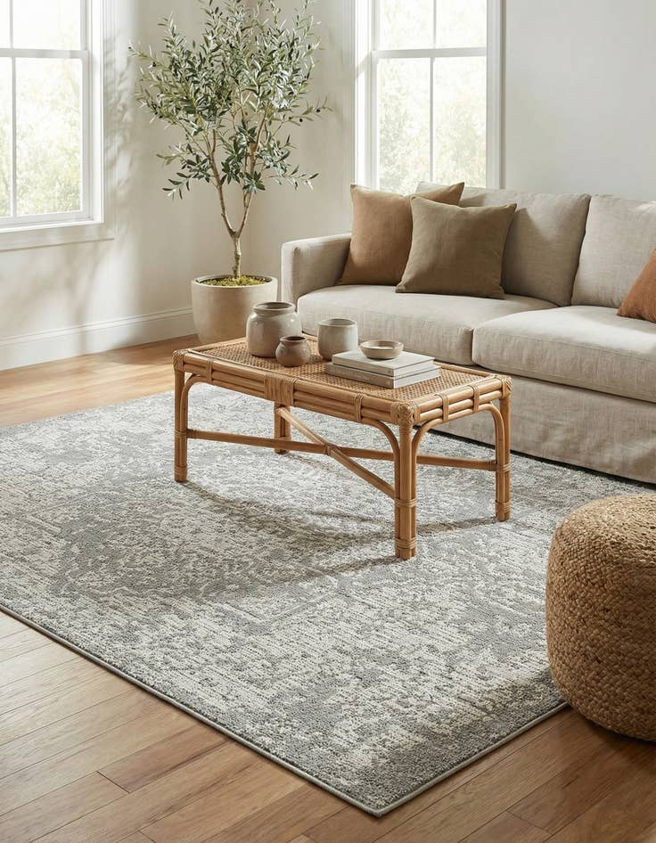 Detail image of 6' 1 x 9' Easy-Clean Traditional Indoor / Outdoor Rug