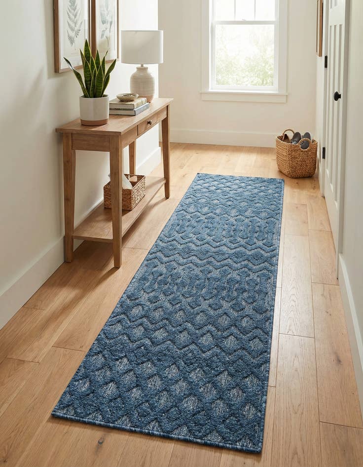 Detail image of 2' x 6'  Washable Trellis Textured Indoor / Outdoor Runner Rug