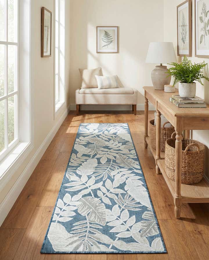 2' 2 x 8' Easy-Clean Botanical Indoor / Outdoor Runner Rug