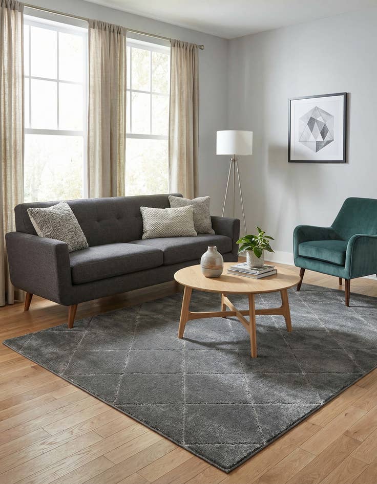 Detail image of 5' 3 x 8' Vogue Geo Rug