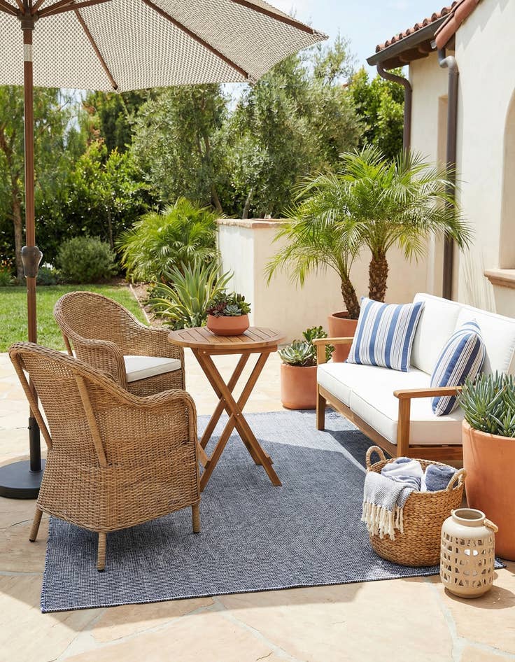 Detail image of 6' 1 x 9' Easy-Clean Jill Zarin Palm Springs Indoor / Outdoor Rug