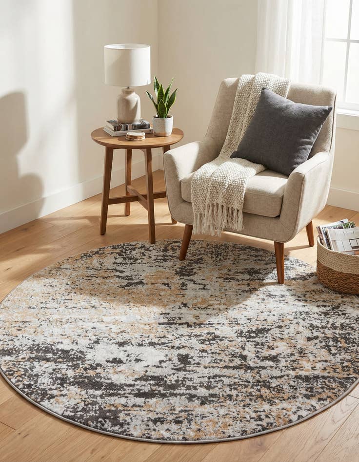 Detail image of 3' 3 x 3' 3 Leipzig Round Rug