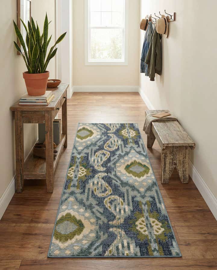 2' 7 x 5' 3 Easy-Clean Modern Indoor / Outdoor Runner Rug