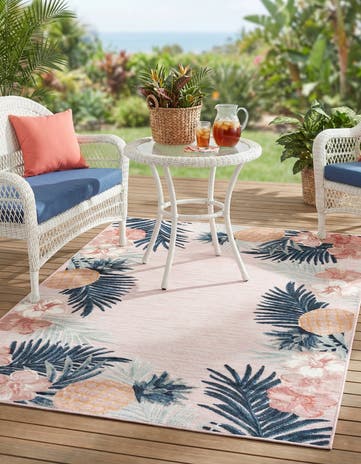 5' 2 x 8' Easy-Clean Botanical Indoor / Outdoor Rug