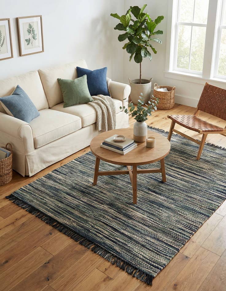 Detail image of  7' 10 x 7' 10 Chunky Jute Square Rug