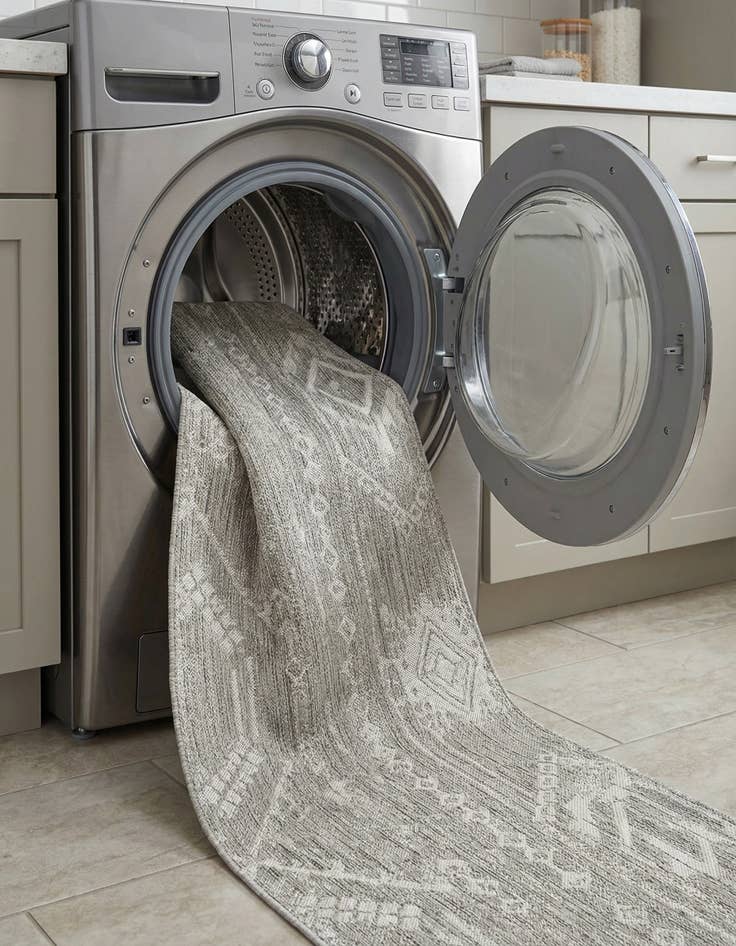 Detail image of 3' 3 x 14'  Washable Bohemian Indoor / Outdoor Runner Rug