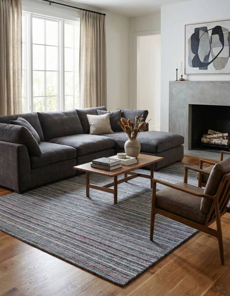 Detail image of  5' 8 x 8'  Hand Knotted Darya Wool Rug