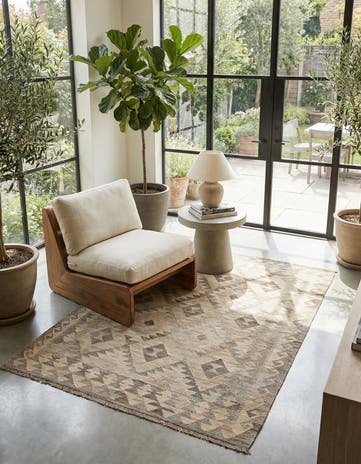 4' x 5' 9 Hand Woven Kilim Maymana Wool Rug