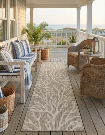 Gray Easy-Clean Coastal Indoor / Outdoor Runner Rug