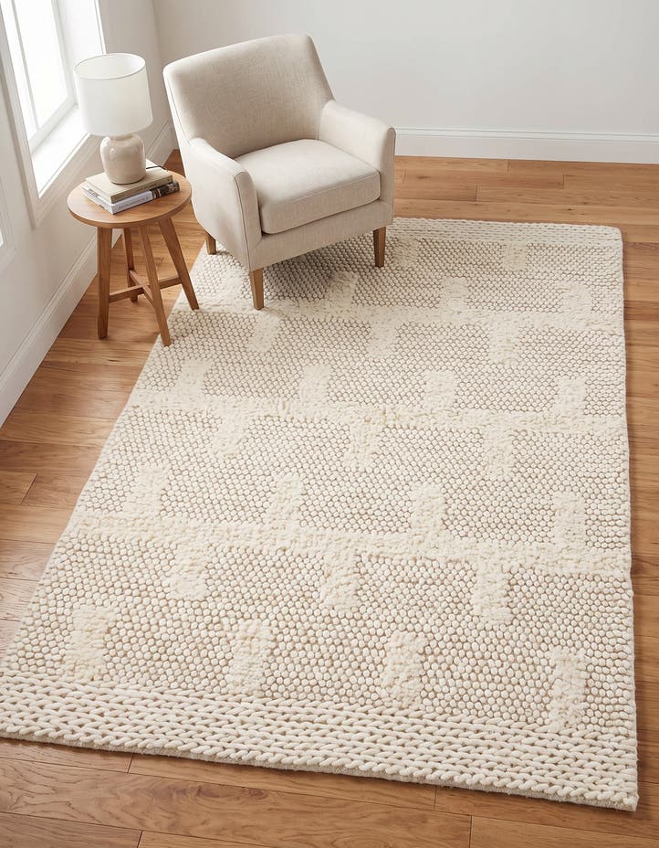 4' 1 x 6' 1 Hand Woven Lana New Zealand Wool Rug