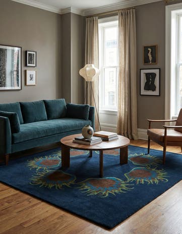 7' 5 x 7' 7 Luna Square Rug