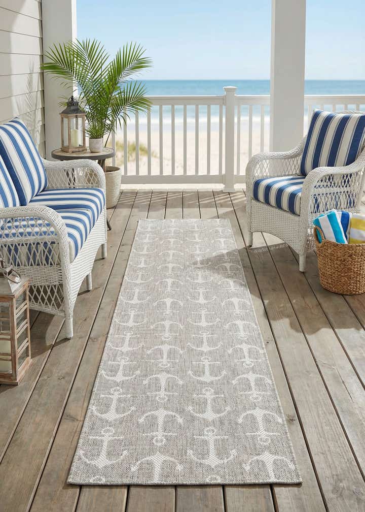 2' 7 x 12' Easy-Clean Coastal Indoor / Outdoor Runner Rug