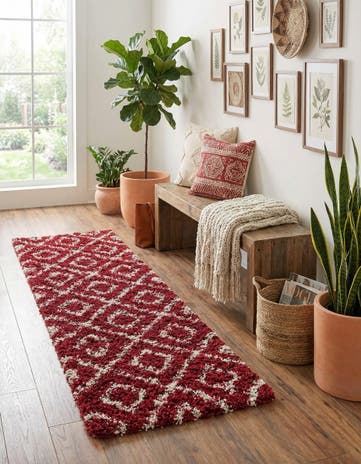 2' x 7' Lattice Shag Runner Rug