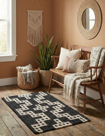 2' x 3' 1 Hand Woven Kilim Wool Rug