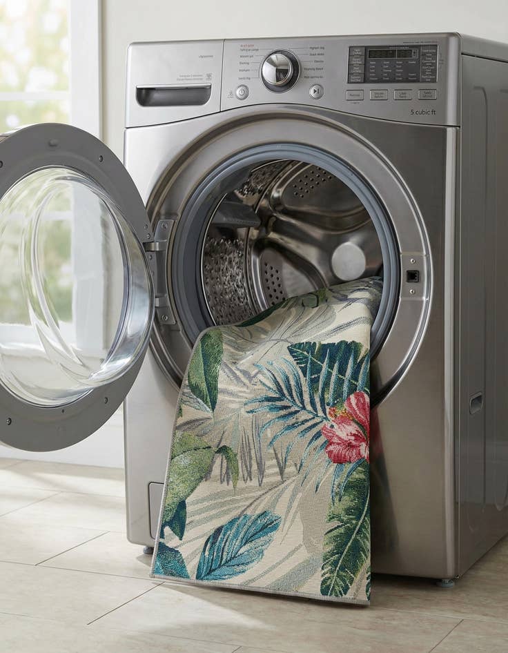 Detail image of 2' x 6'  Washable Botanical Indoor / Outdoor Runner Rug