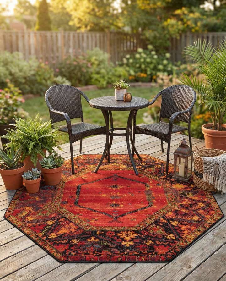 5' 3 x 5' 3 Easy-Clean Tribal Indoor / Outdoor Octagon Rug