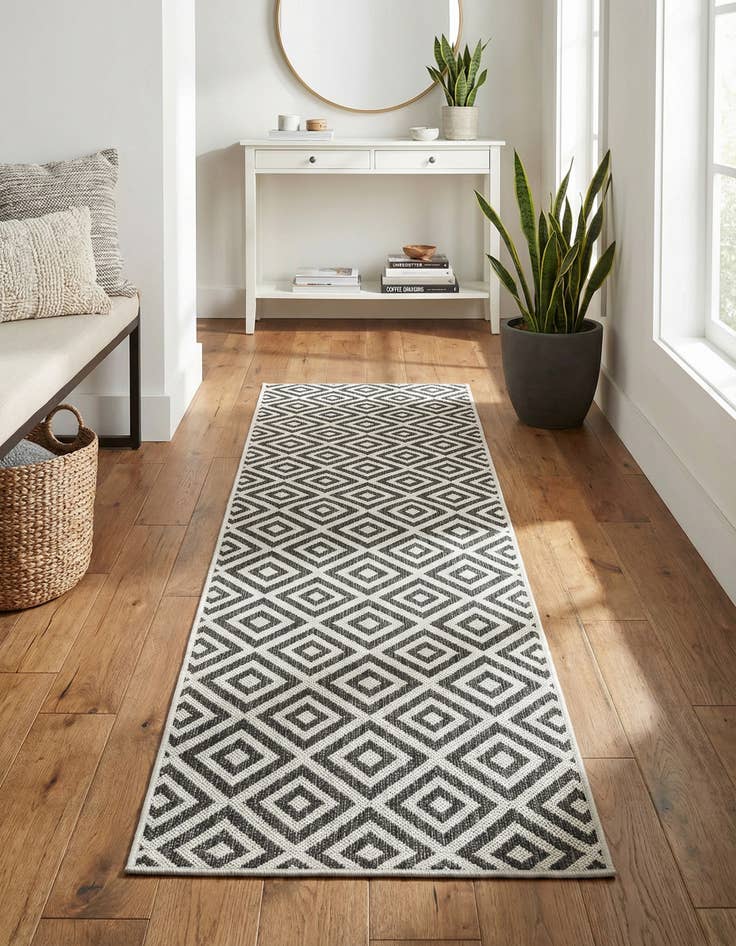 Detail image of 2' x 7' Easy-Clean Jill Zarin Costa Rica Indoor / Outdoor Runner Rug